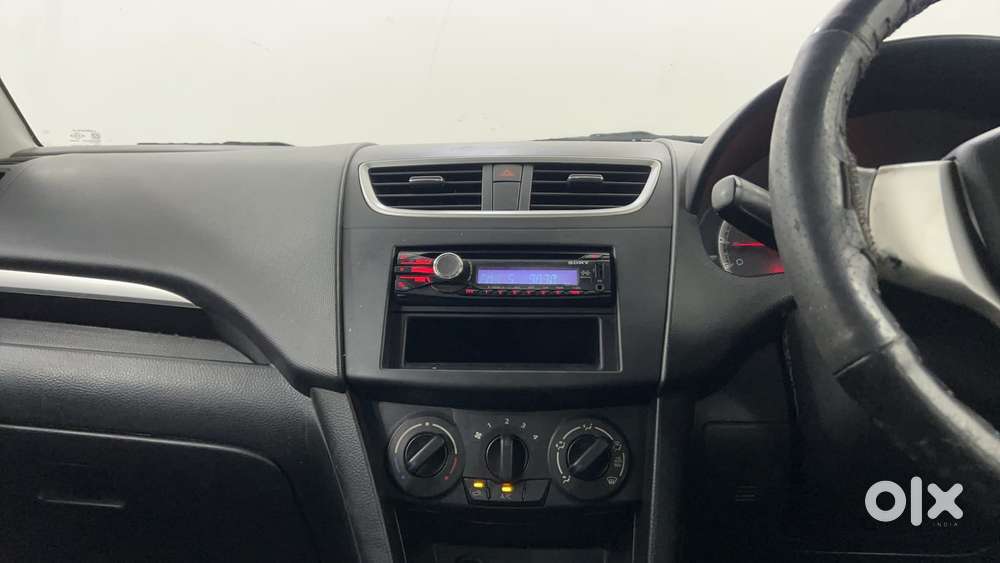 Maruti Suzuki Swift Vvt Vxi, 2012, Petrol