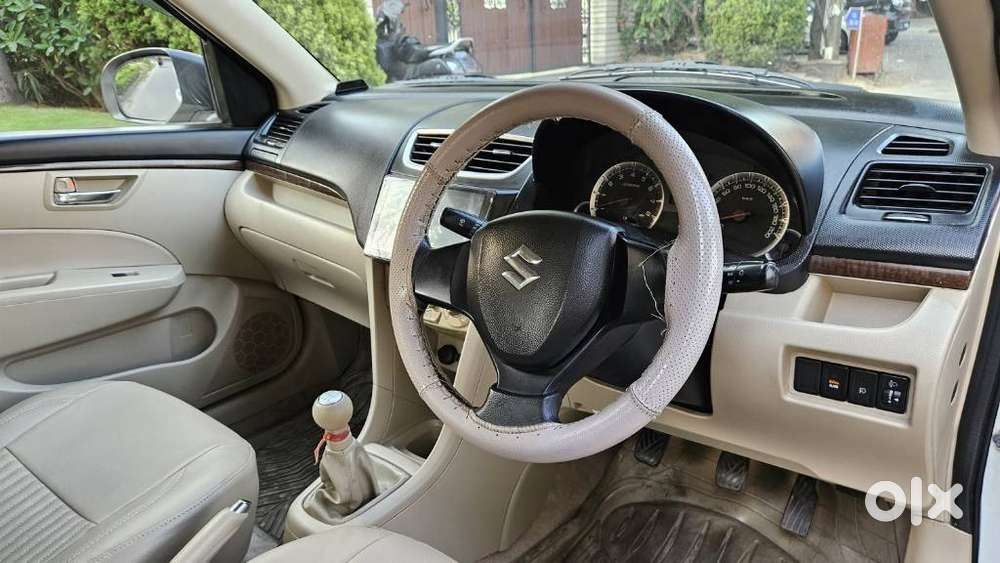 Maruti Suzuki Swift Dzire Vxi Optional, 2015, Petrol