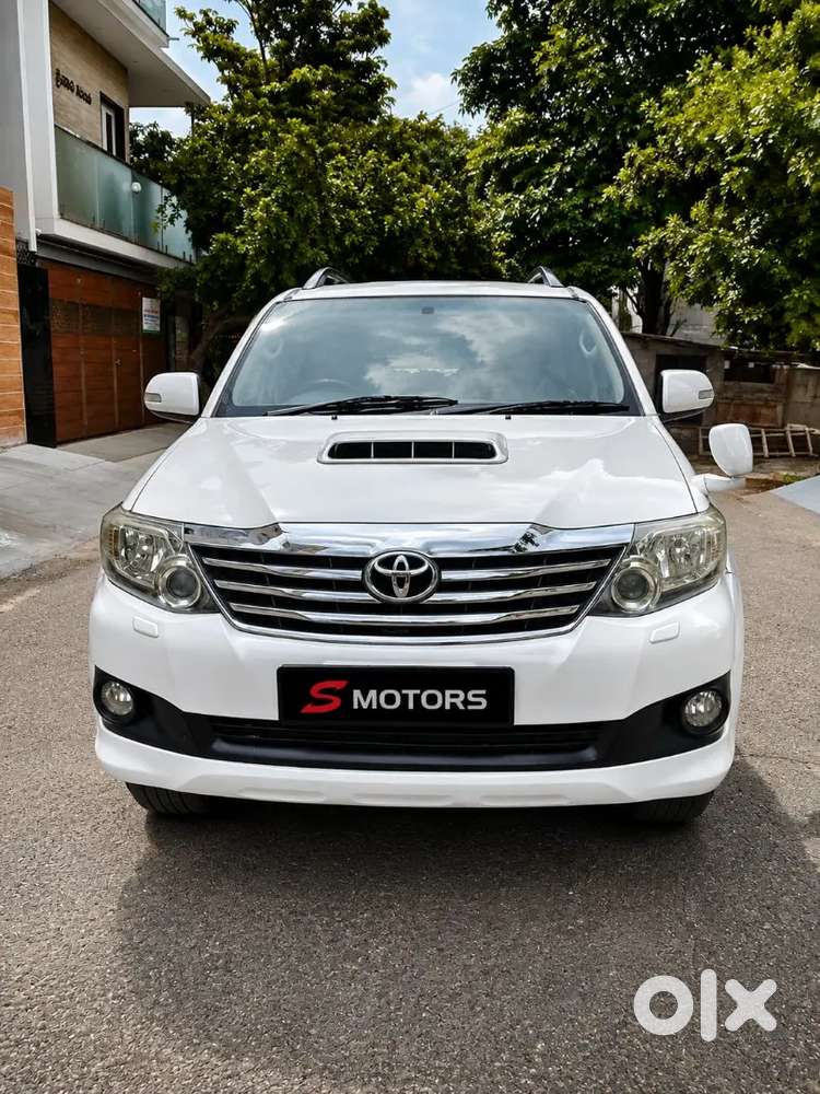 Toyota Fortuner 2012 Diesel Manual
