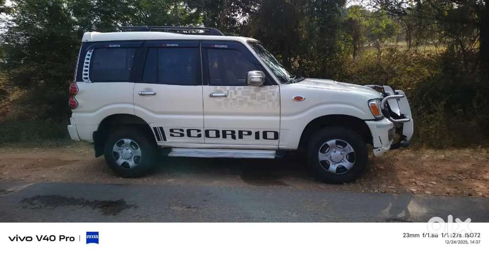 Mahindra Scorpio Classic 2013 Diesel 195000 Km Driven