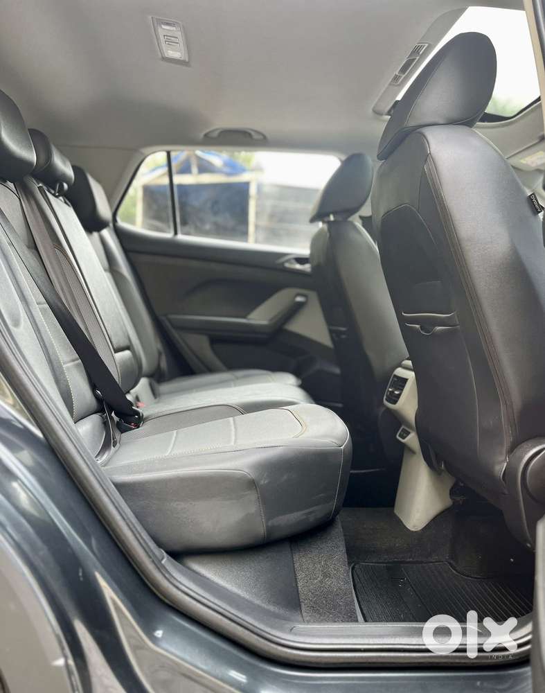 Skoda Kushaq 1.0 Tsi Style, 2023, Petrol