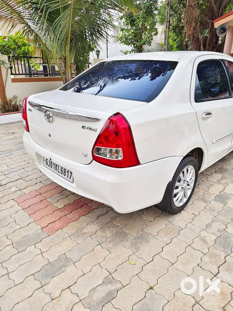 Toyota Etios Vx Xclusive, 2011, Petrol
