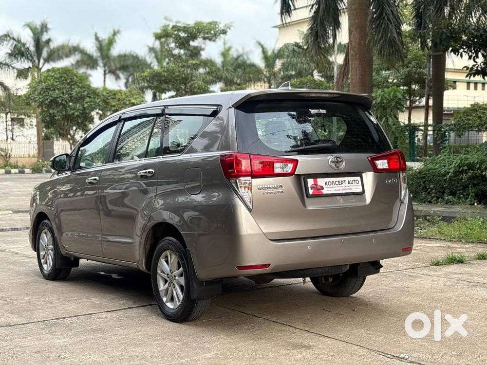 Toyota Innova Crysta 2.4 G Mt 8s, 2017, Diesel