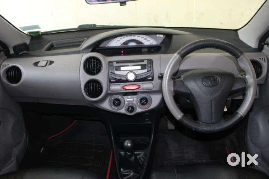 Toyota Etios 2010-2012 G, 2011, Petrol