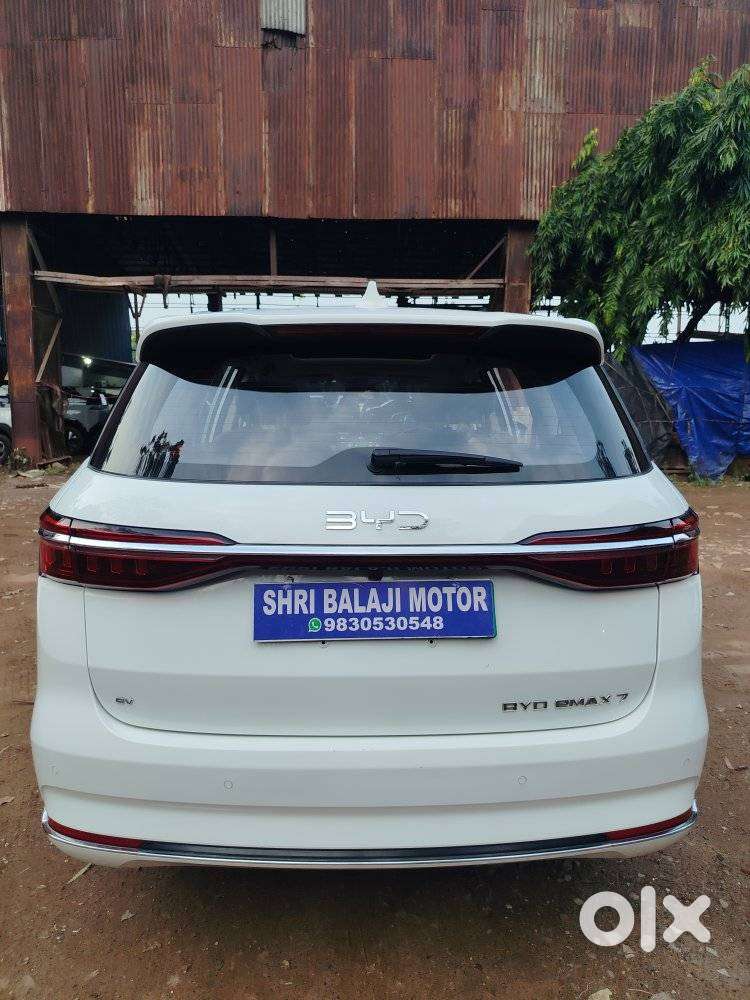 Byd Emax 7 Superior 6 Str, 2024, Electric