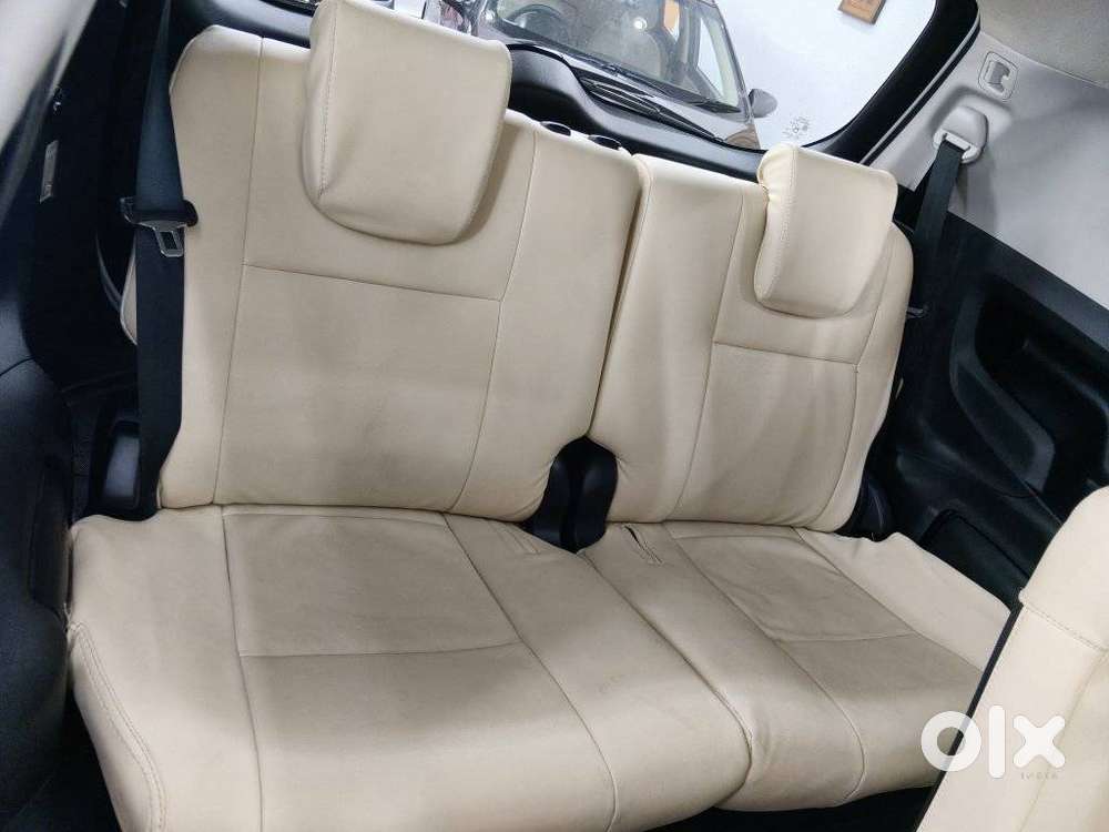 Toyota Innova Crysta 2.4 G Mt 8s, 2024, Diesel