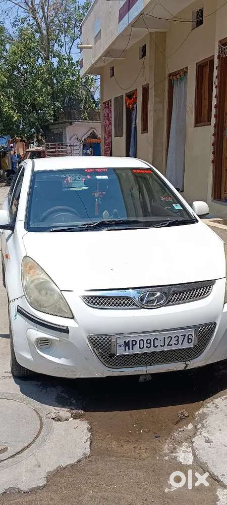 Hyundai I20 2011 Petrol Well Maintained