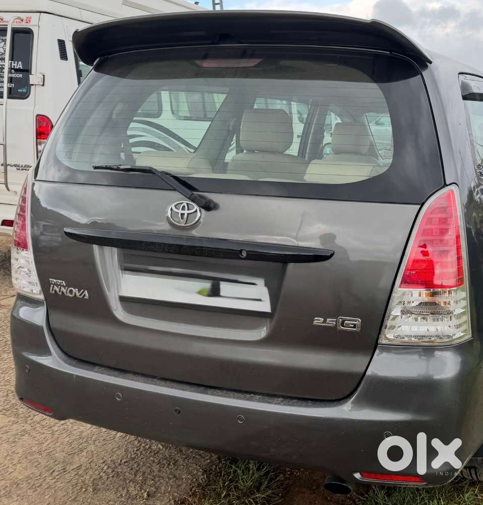 Toyota Innova 2010 Diesel 67000 Km Driven