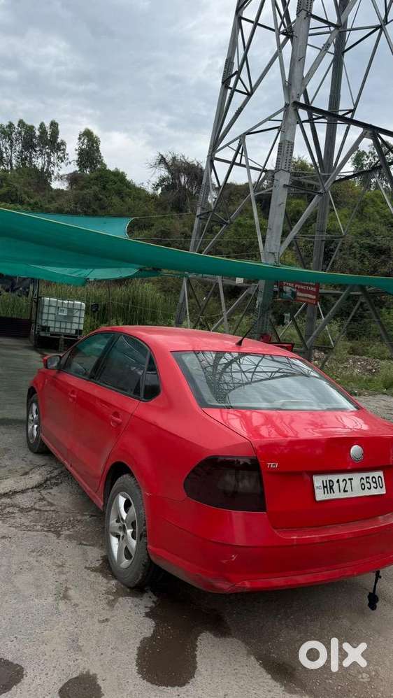 Skoda Rapid 2012 Diesel 118000 Km Driven 1st Owner