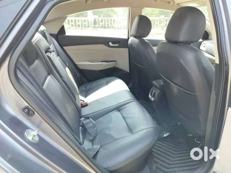 Hyundai Verna Ex 1.6 Vtvt At, 2017, Petrol