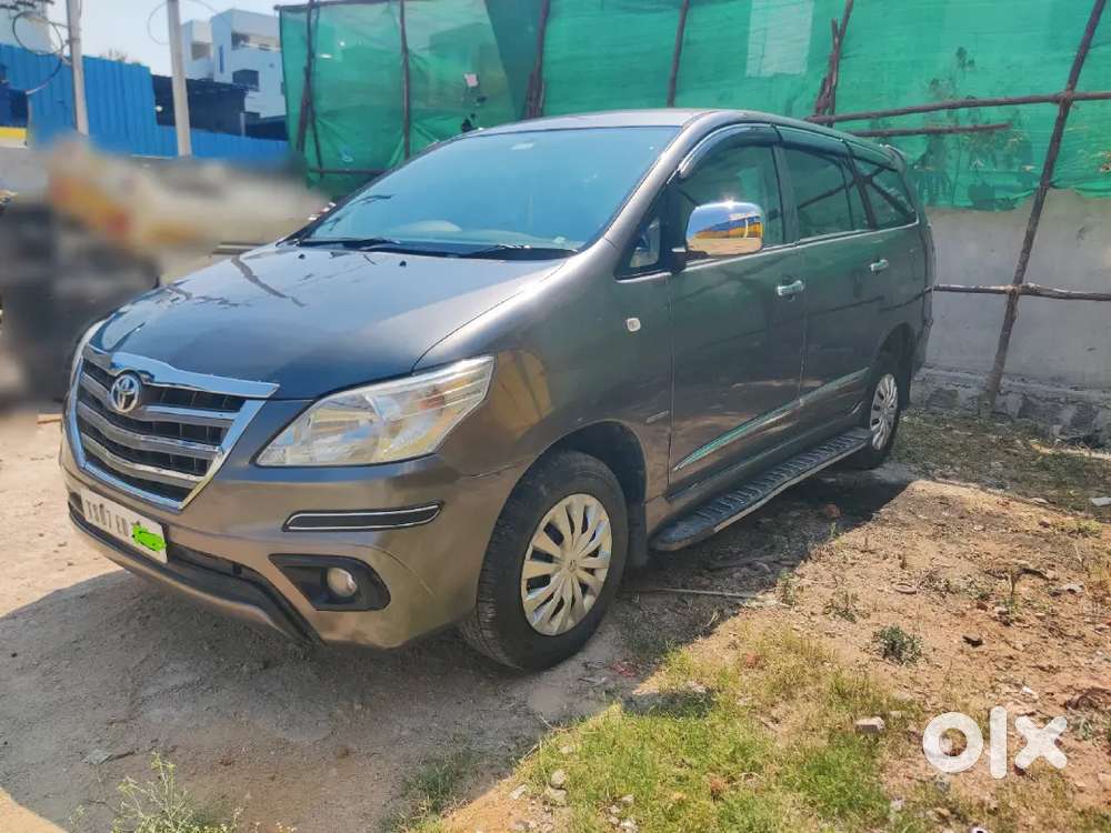 Toyota Innova 2014 Diesel Well Maintained