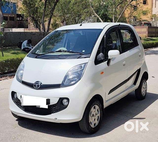 Tata Nano Xta, 2015, Petrol