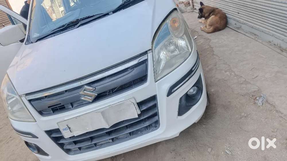 Mast Car Hai Koye Bhi Pise Nhi Lagna Hai Lo Or Chalo.