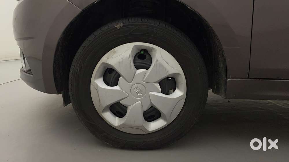 Tata Tiago 1.2 Revotron Xz Wo Alloy, 2016, Petrol