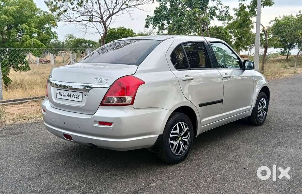 Maruti Suzuki Swift Dzire Vxi, 2010, Petrol