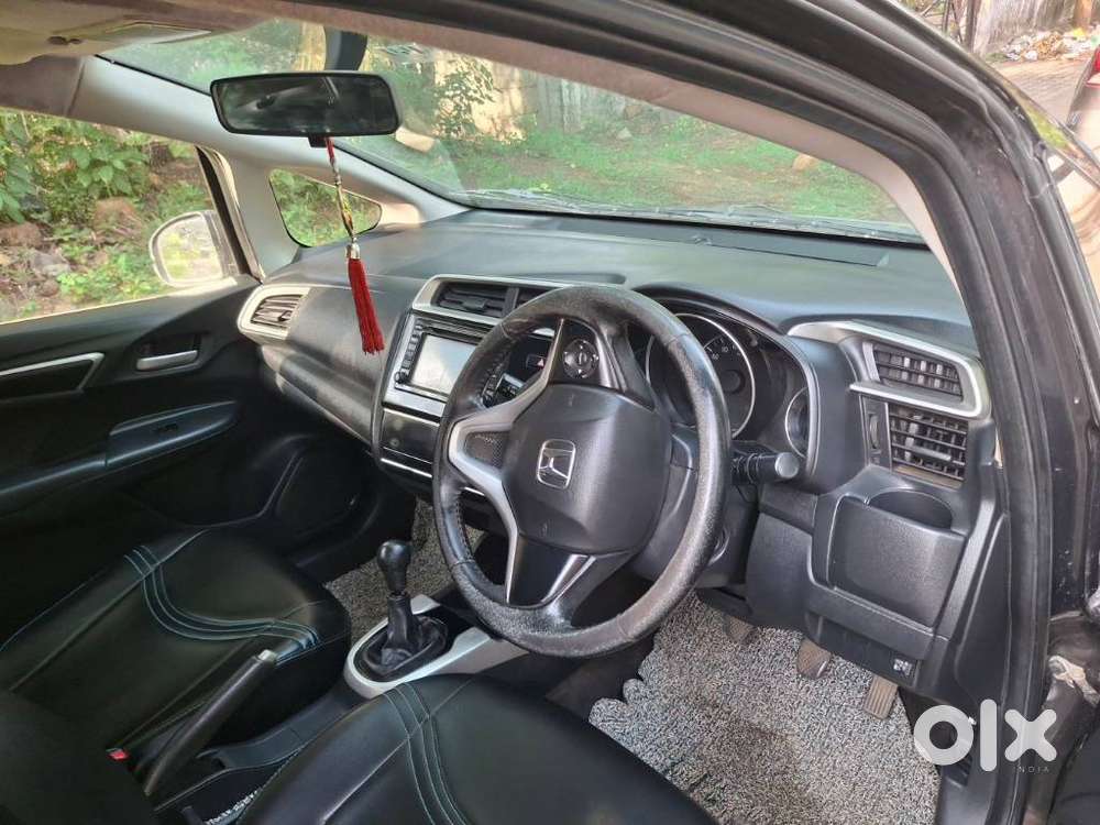 Honda Jazz V Mt Privilege, 2017, Petrol