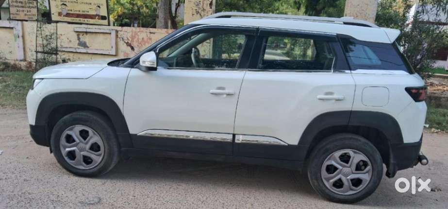 Maruti Suzuki Brezza 1.5 Vxi Cng, 2024, Petrol