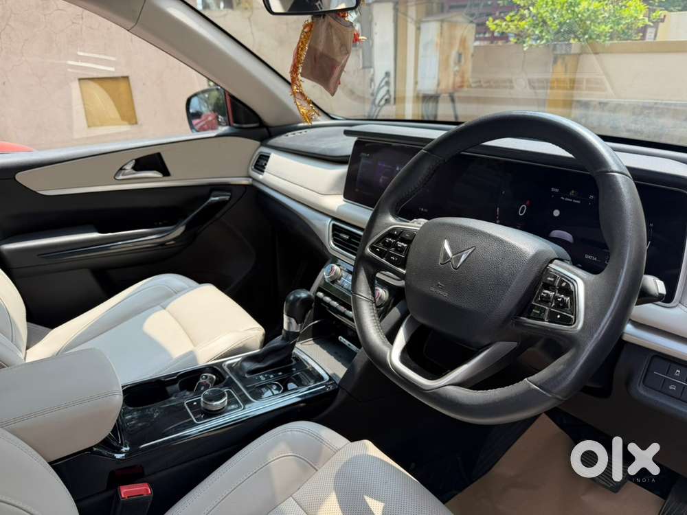 Mahindra Xuv700 2022 Year Diesel