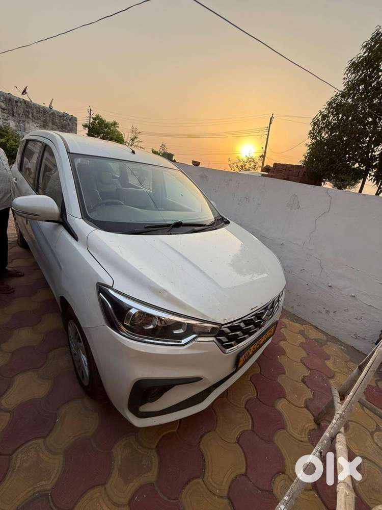 Maruti Ertiga Petrol/cng Model 2025