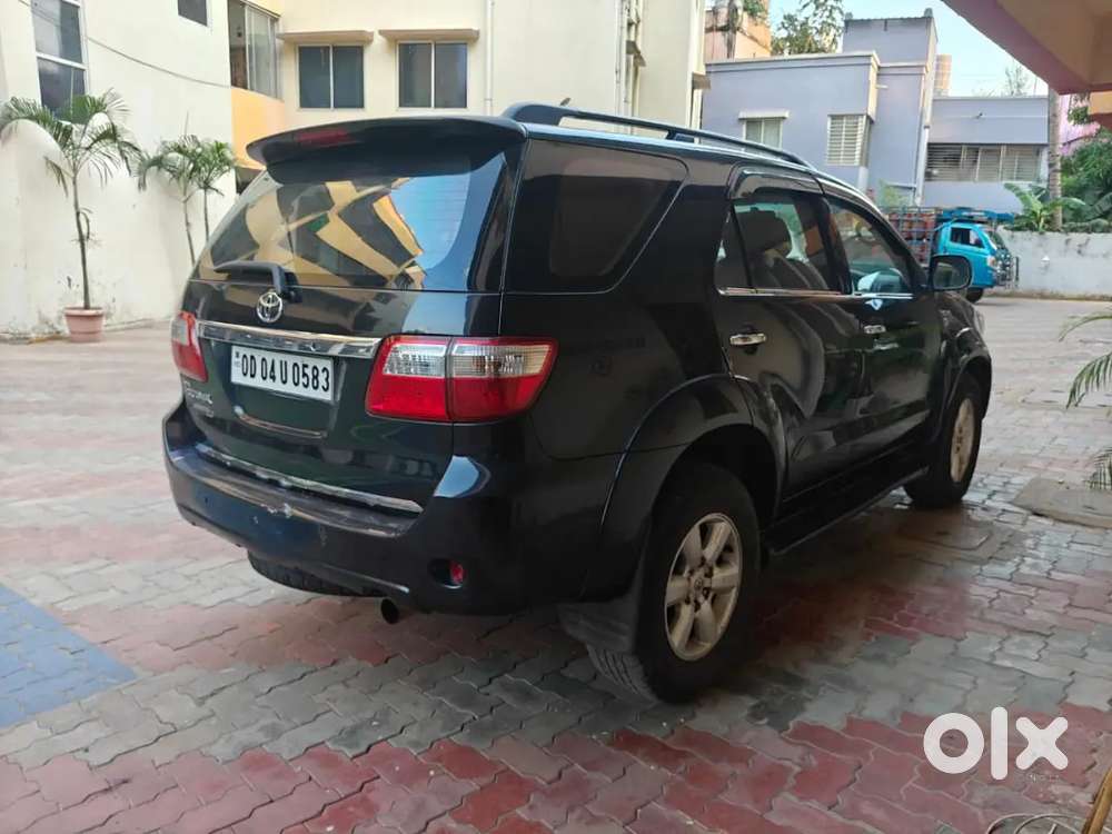Toyota Fortuner Diesel Manual 2012