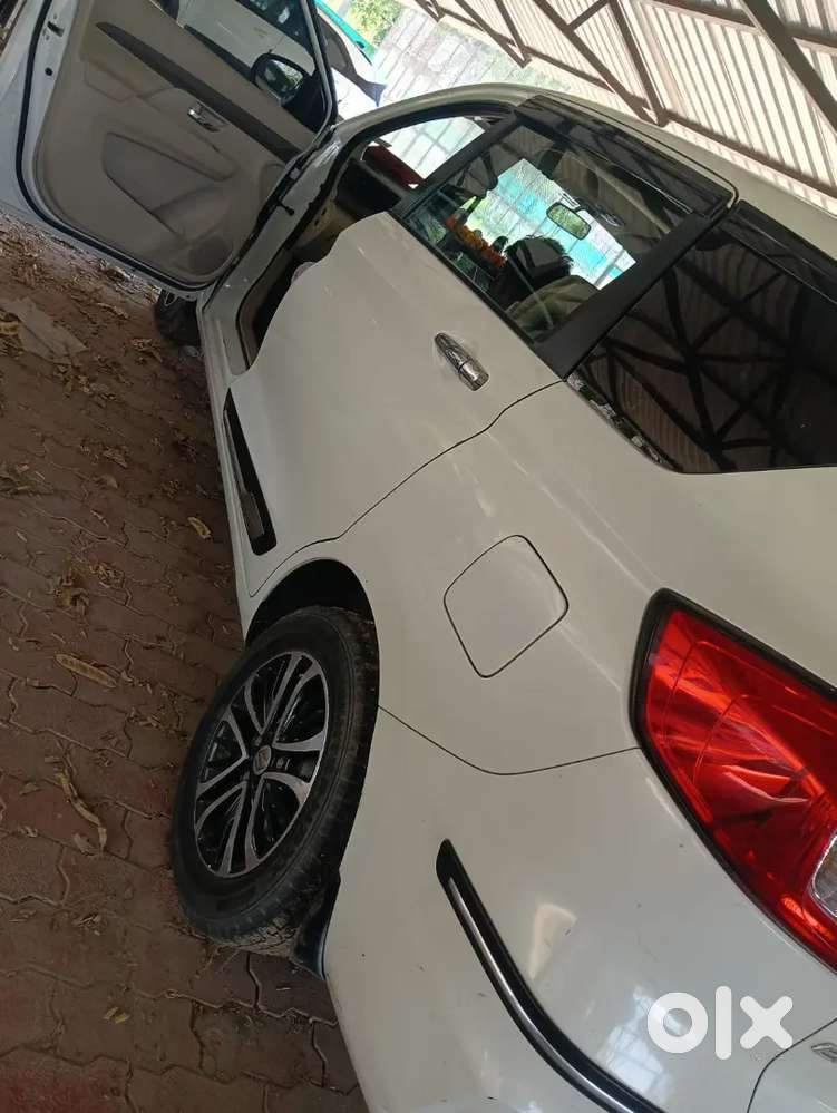 Maruti Suzuki Ertiga 2024 Cng & Hybrids 60000 Km Driven
