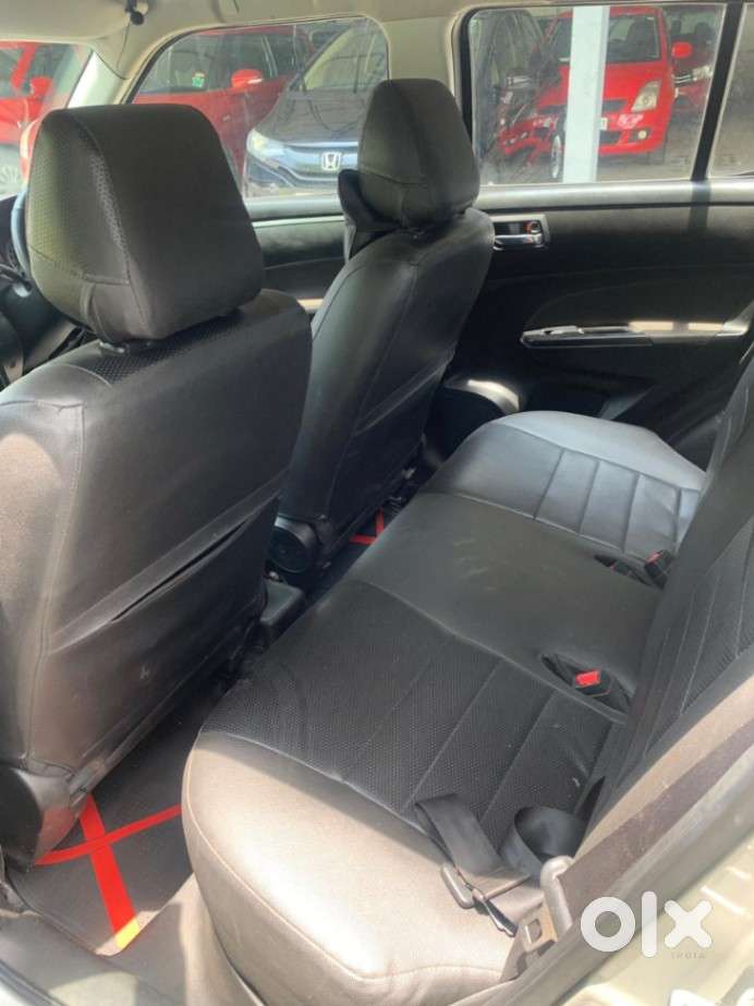 Maruti Suzuki Swift Vxi Optional, 2012, Petrol