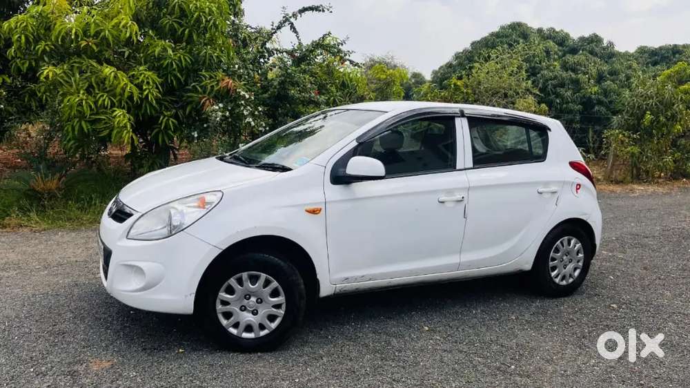 Want To Sell  I20