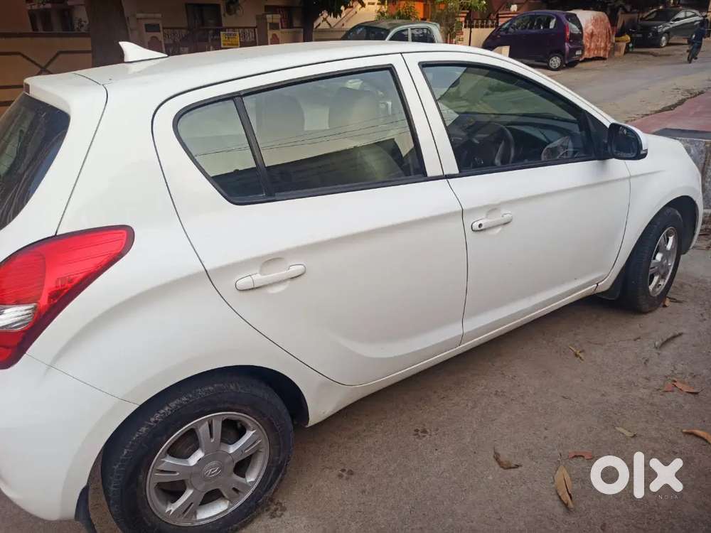 Hyundai I20 2012 Petrol 125000 Km Driven