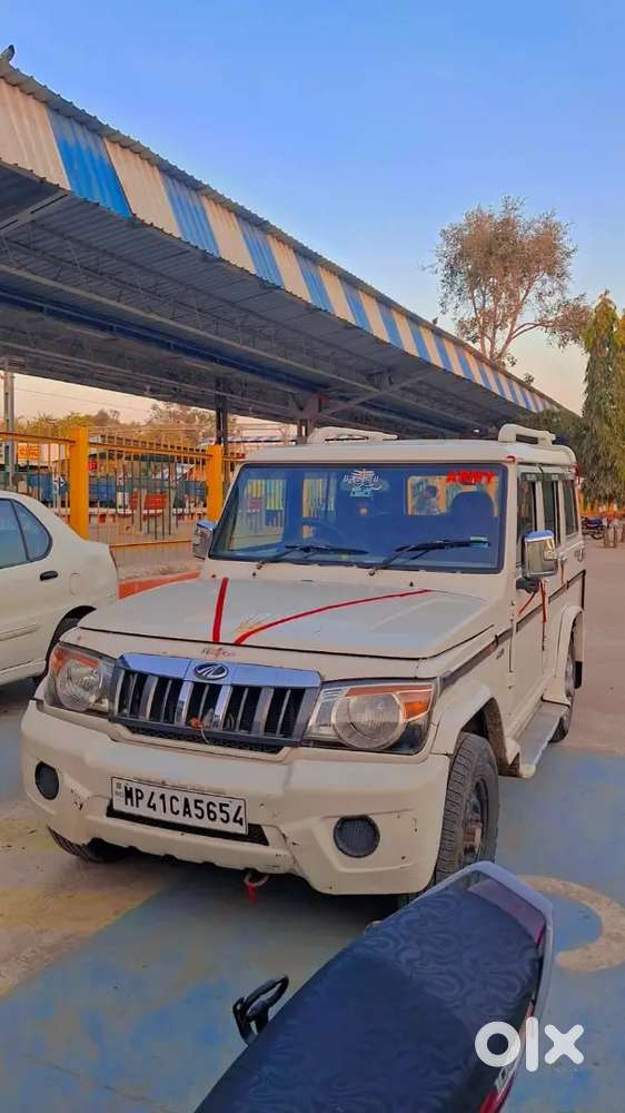 Mahindra Bolero 2015 Diesel Automatic With 48306 Km Driven