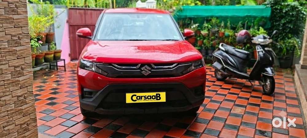 Maruti Suzuki Brezza Vxi At, 2022, Petrol