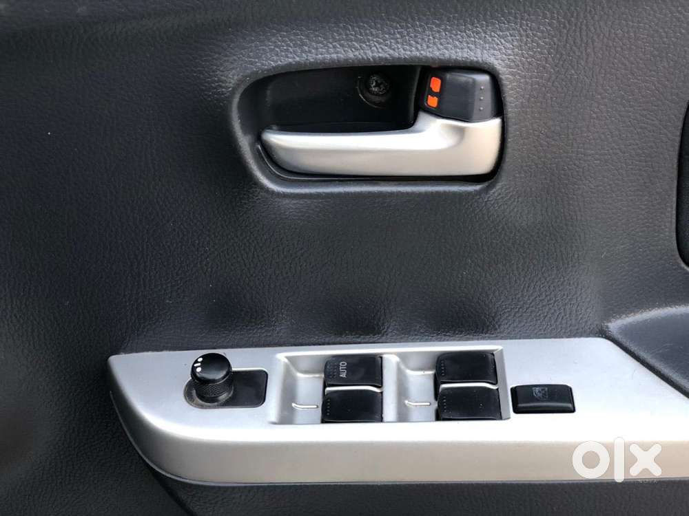 Maruti Suzuki Wagon R Vxi, 2012, Petrol