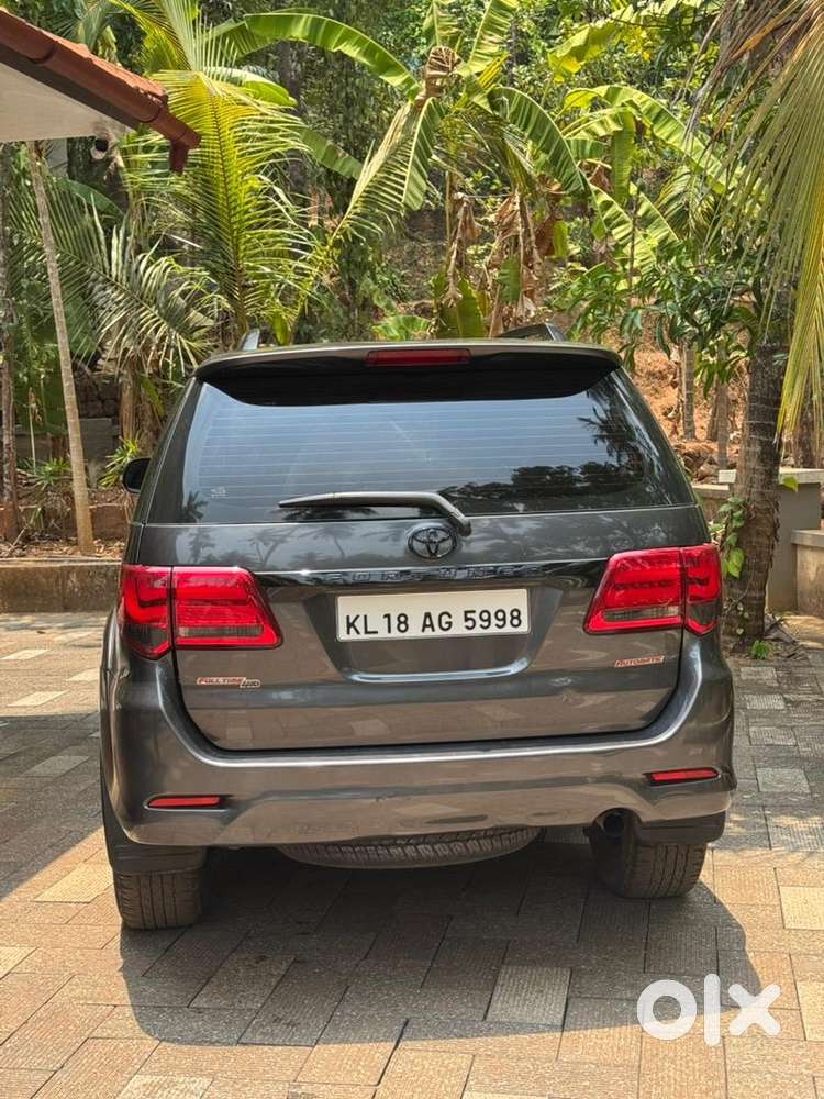Toyota Fortuner 2015 Diesel Well Maintained