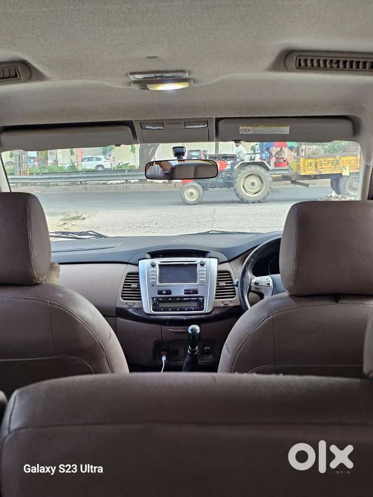 Toyota Innova 2.5 Vx 8 Str, 2015, Diesel