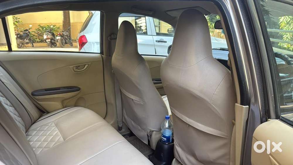 High End Fully Automatic Varient  Only 52000 Km Driven  Second Owner