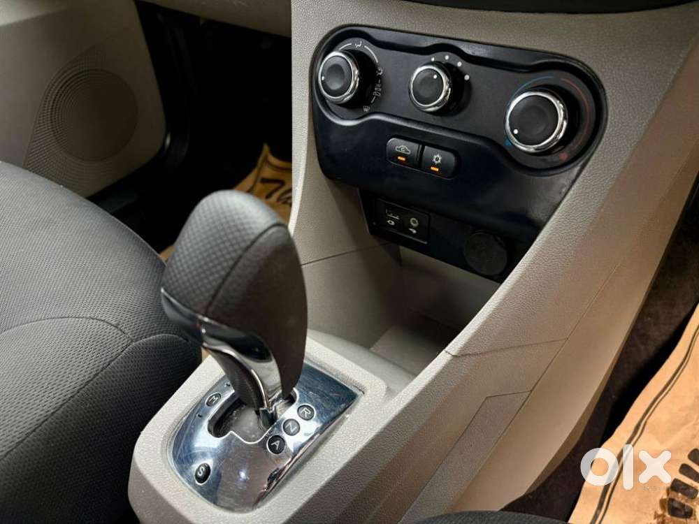 Tata Tiago Xza Plus, 2017, Petrol
