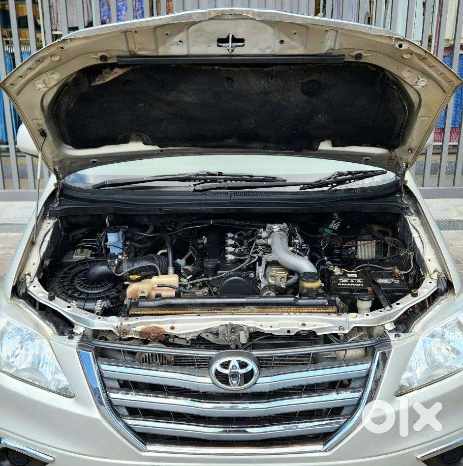 Toyota Innova 2.5 G (diesel) 8 Seater, 2013, Diesel