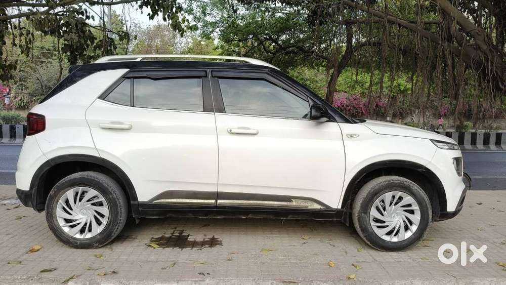 Hyundai Venue S, 2021, Cng & Hybrids