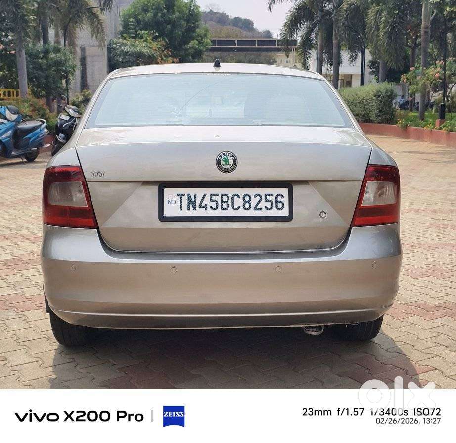 Skoda Rapid Elegance 1.6 Tdi Cr Manual, 2012, Diesel