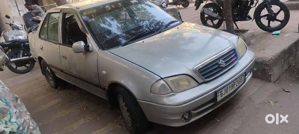 Maruti Suzuki Esteem Type 3.