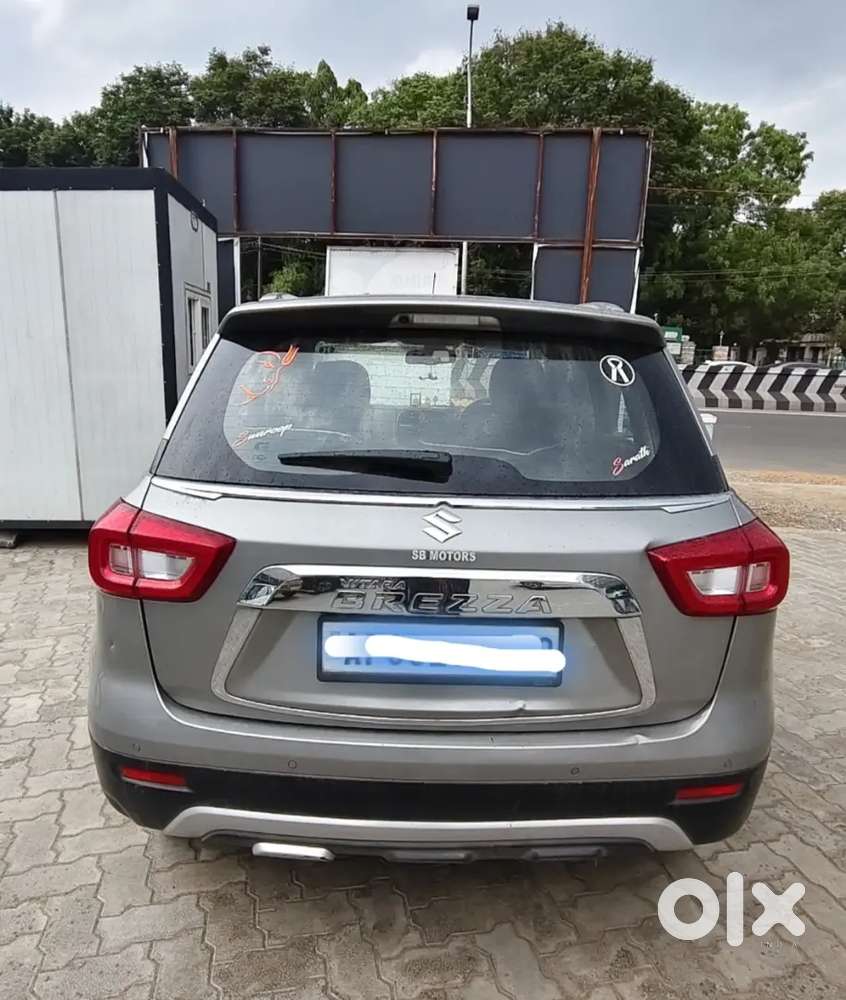 Maruti Suzuki Brezza 2022 Petrol Hybrid Manual