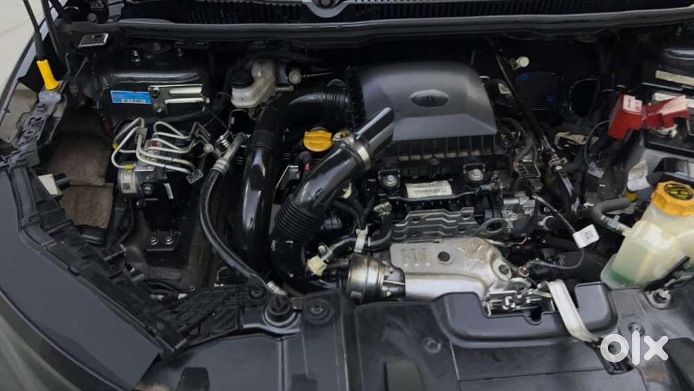 Tata Nexon Pure (s) 1.2 Petrol 6amt, 2024, Petrol