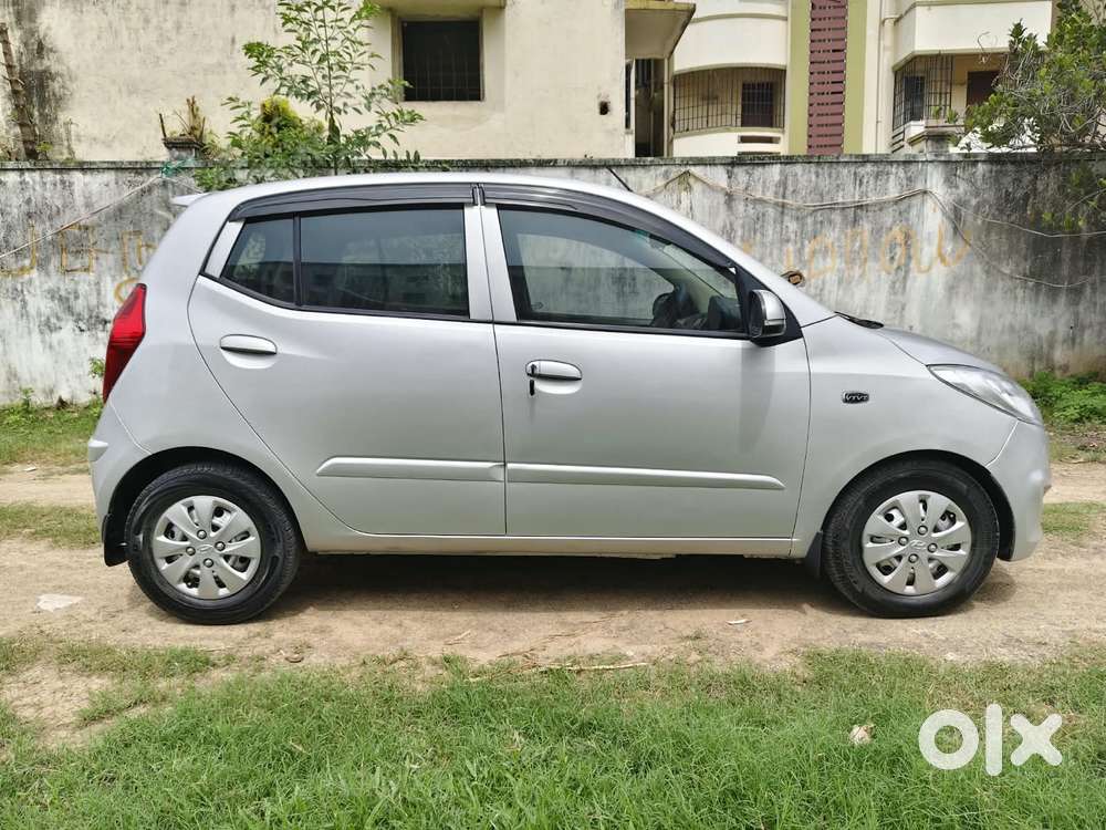 Hyundai I10 Sportz, 2013, Petrol