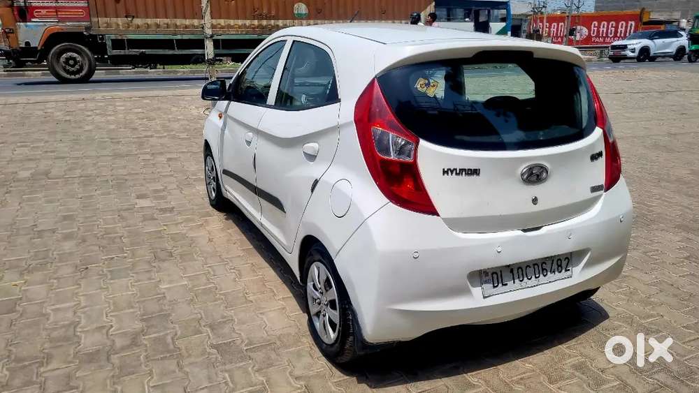Hyundai Eon 2012 Dec Sport Cng & Hybrids Well Maintained
