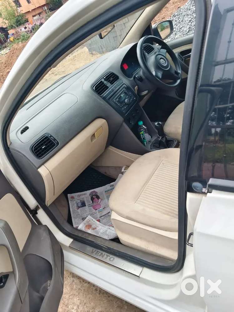 Volkswagen Vento 2013 Petrol 71600 Km Driven