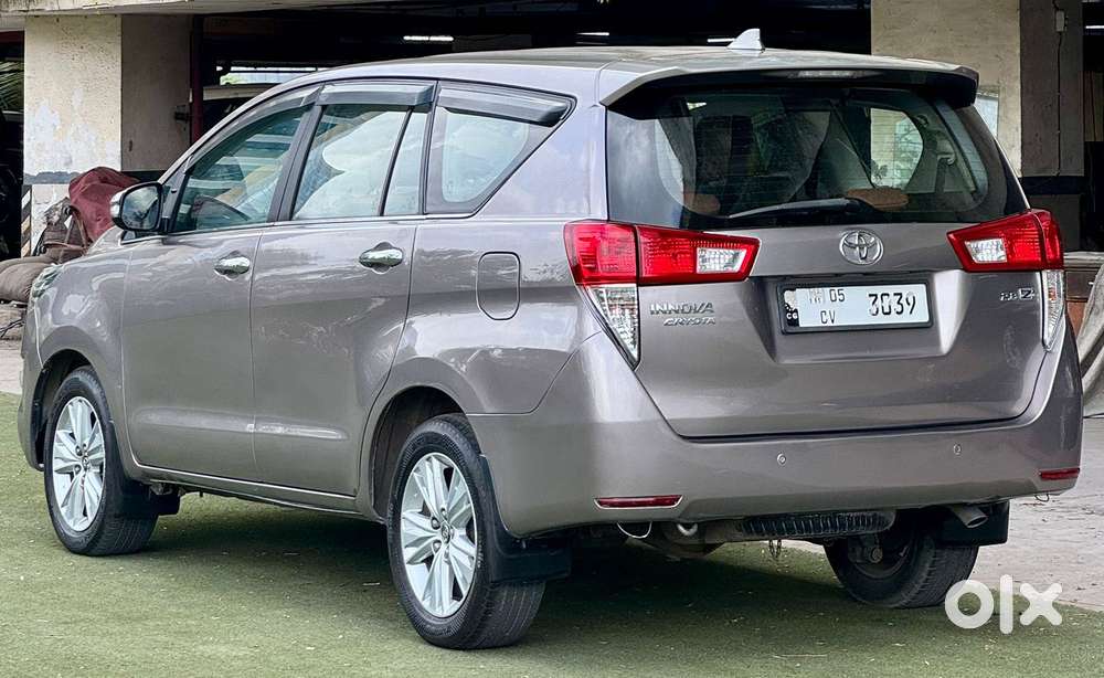 Toyota Innova Crysta 2.8z Automatic, 2016, Diesel