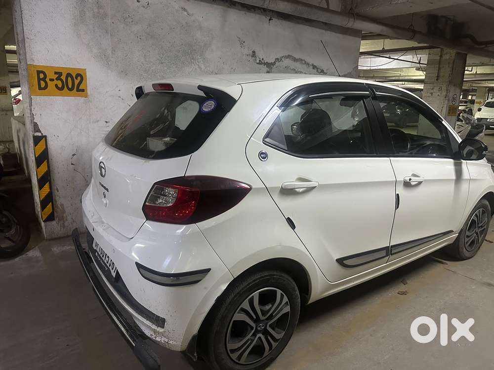 Tata Tiago 2023 Petrol
