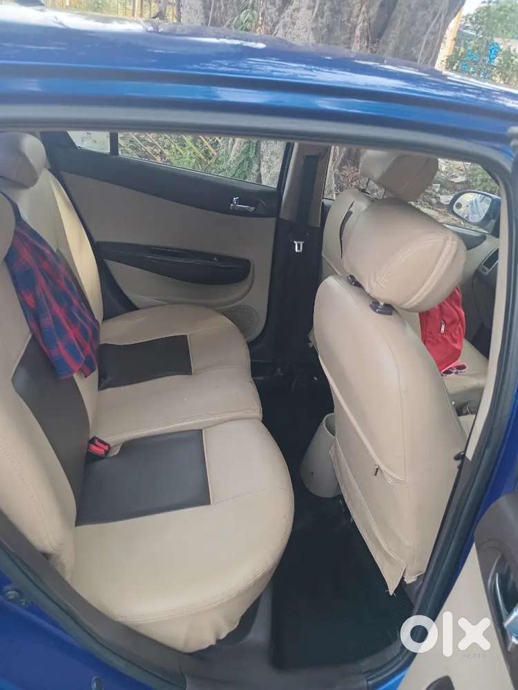 Hyundai I20 Sportz Petrol 2011