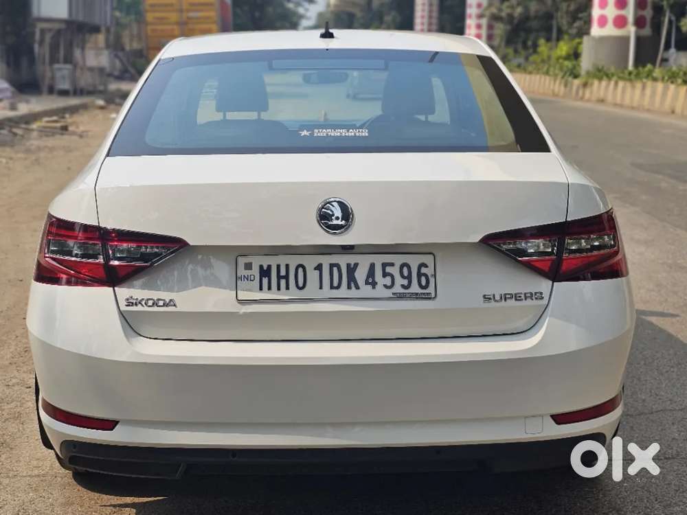 Skoda Superb [ ] 1.8 Style Tsi At, 2019, Petrol