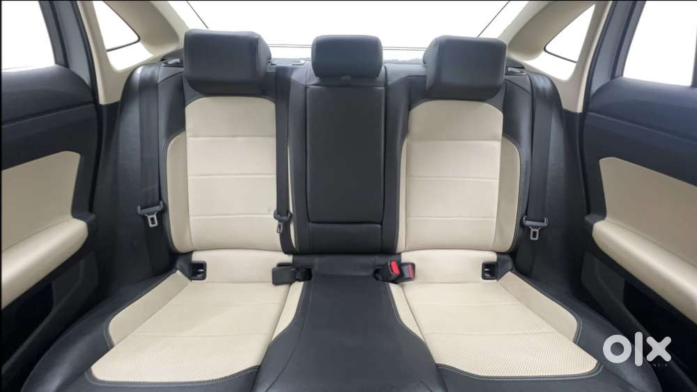 Volkswagen Virtus 1.0 Topline Tsi At, 2023, Petrol
