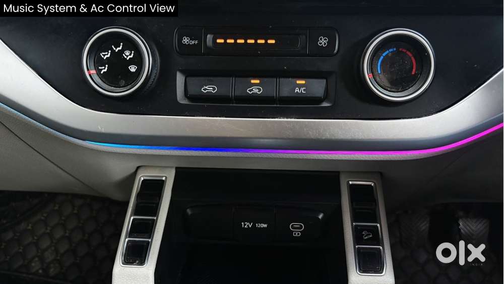 Kia Carens 1.4 Premium 7 Str, 2023, Petrol